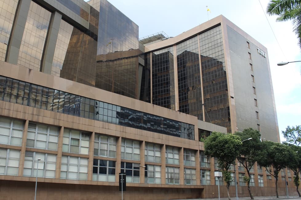 PDT aciona TJ-RJ por voto secreto em eleição para presidência da Alerj