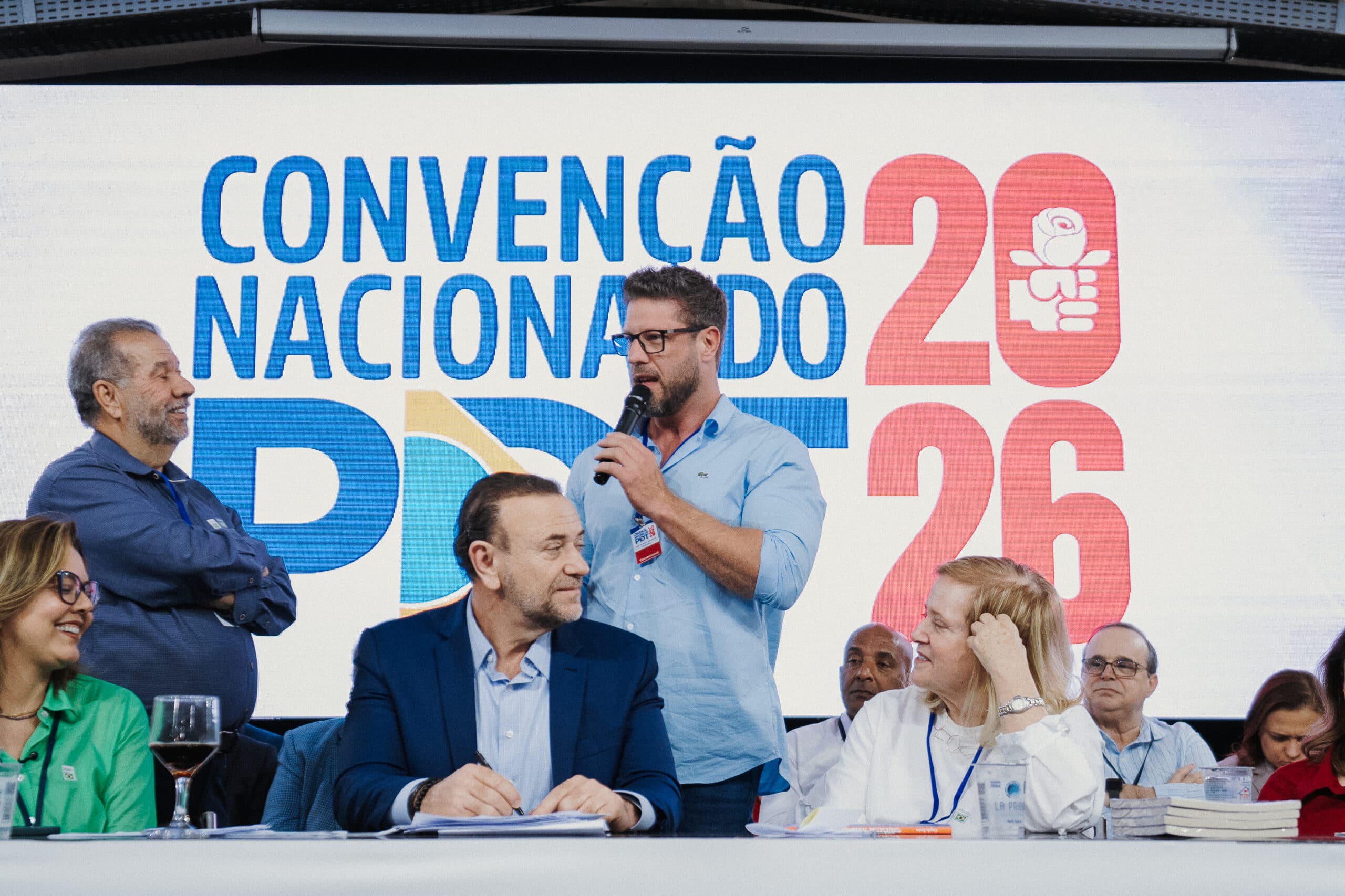Requião Filho e Roberto Requião defendem futuro do PDT durante convenção que confirmou apoio a Lula