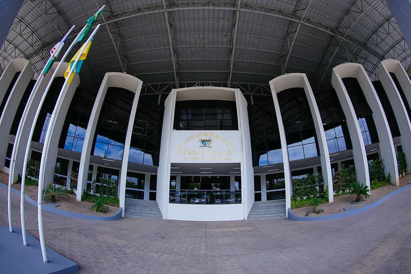 ALERR suspende ponto facultativo e mantém expediente normal na sexta-feira (26)