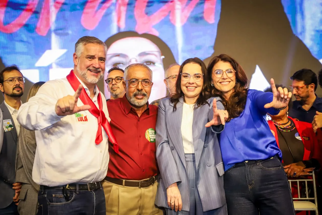 No RS, PDT oficializa Juliana Brizola ao governo, com Edegar Pretto (PT) vice